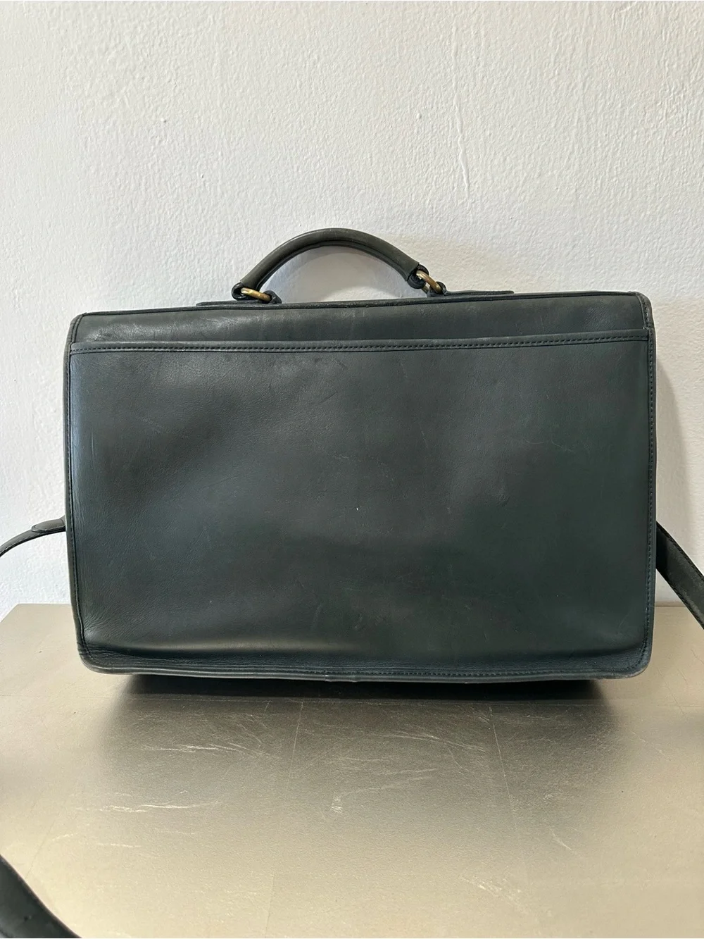 Coach vintage Men's Black Leather Briefcase with Shoulder Strap